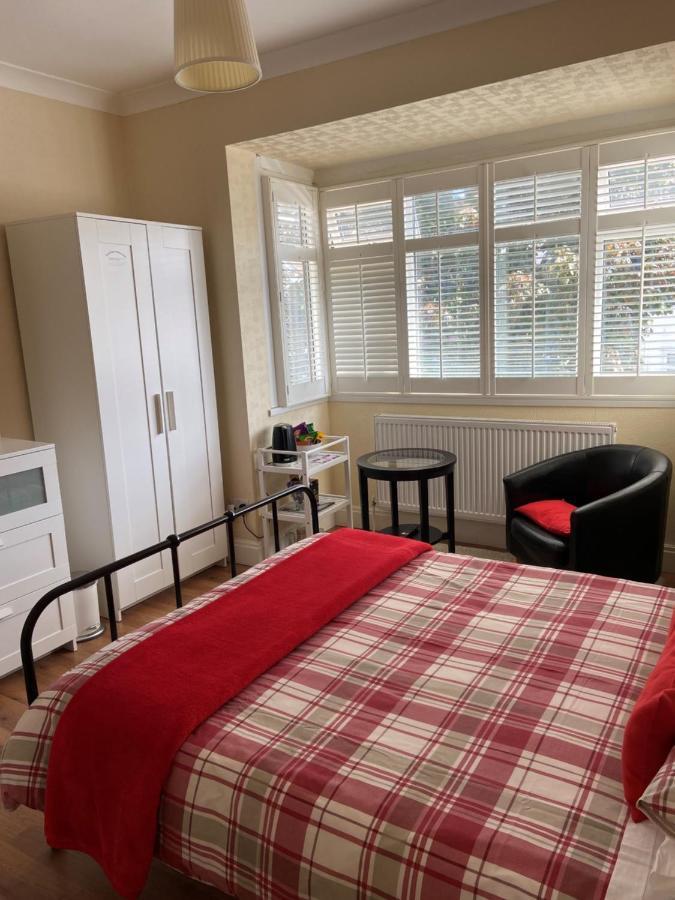 Streatham Common Bed & Breakfast Londra Dış mekan fotoğraf